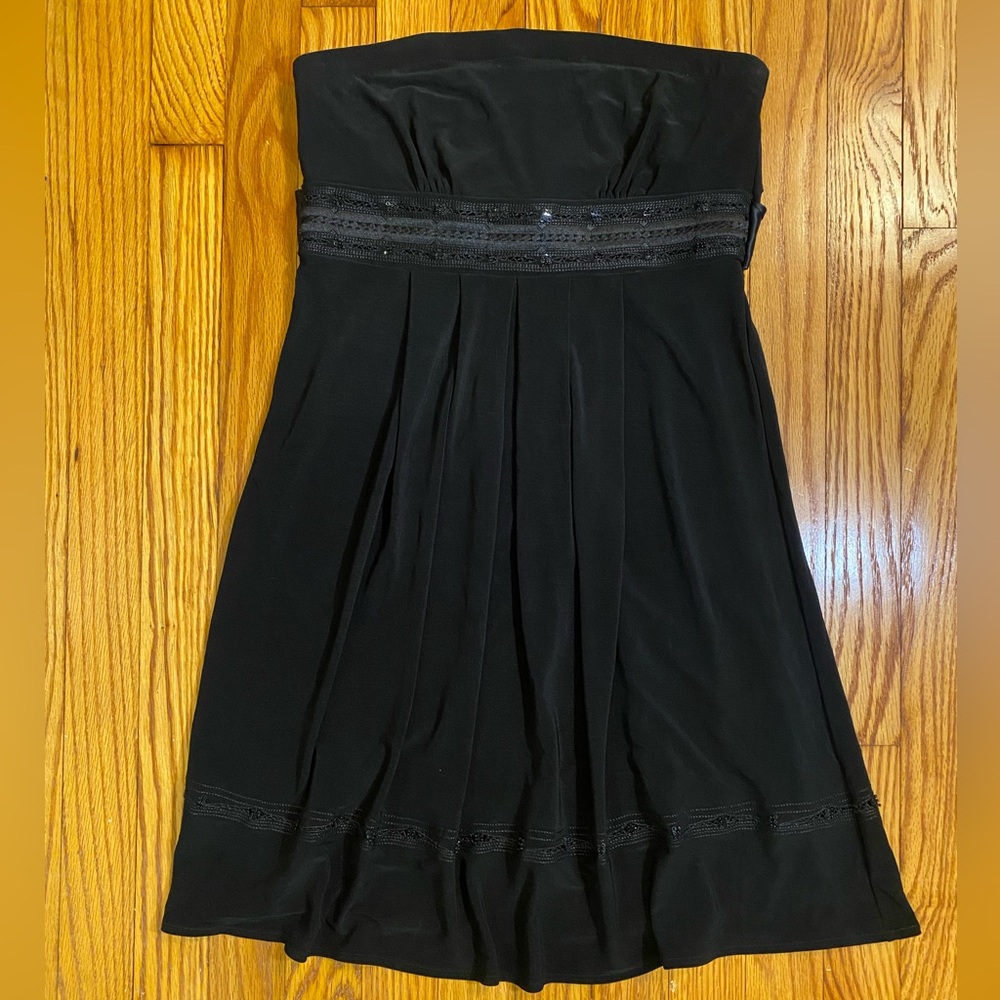 Elegant Midnight Black Strapless Dress